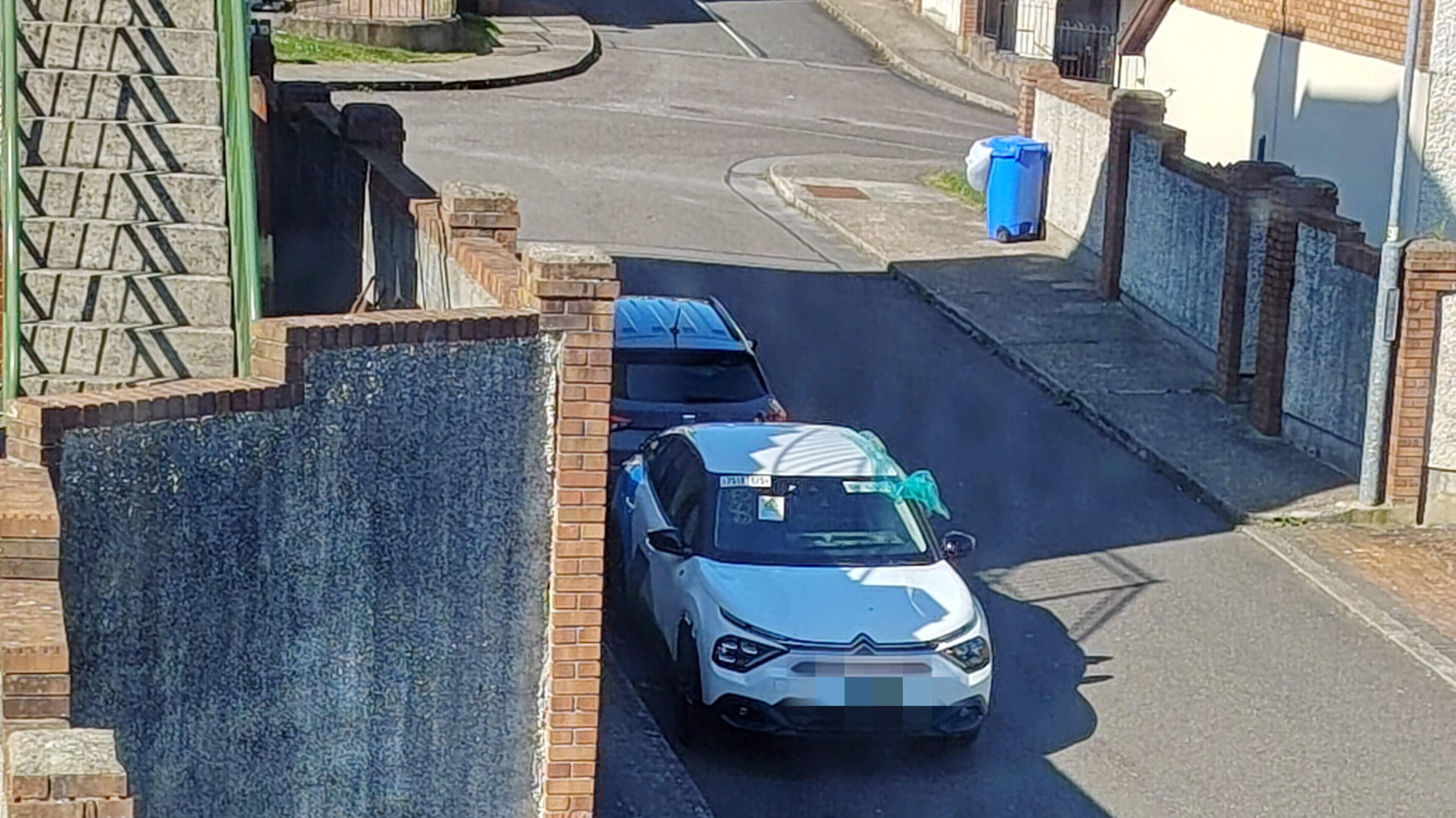 Wexford council says it ‘can’t just kick tenant’s door down’ as abandoned cars in estate continues to increase